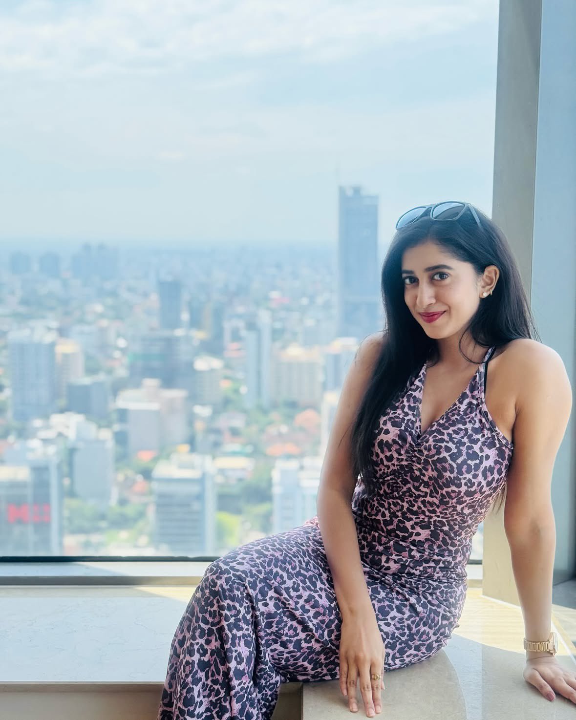 GnP81i1a8AAeGKM?format=jpg&name=large