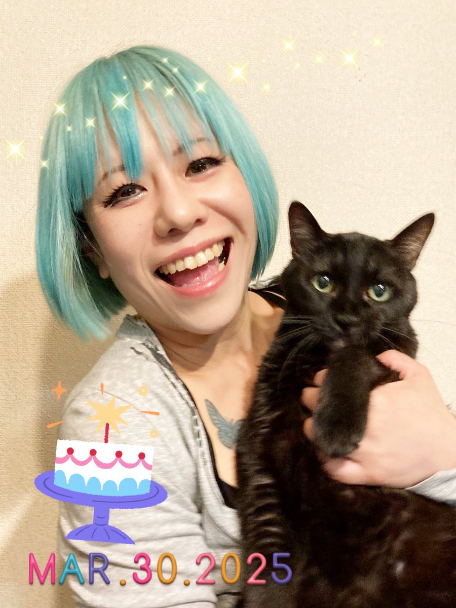 誕生日ィイ🎂ウェーーイ🙌
おかげさまで今年も無事に誕生日を迎えることができました🙋‍♀️ありがとうぉおござまぁあ🫶

これからも、死ヌマデ生キルゼ❗️口笛フイテ🤟よろしくデス〜
