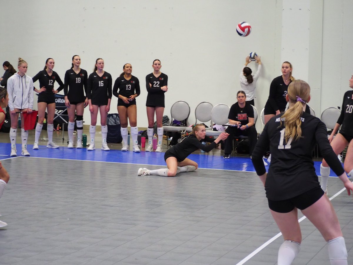 KendallDahlen's tweet image. 6-0 and headed to the USA Division Gold Bracket tomorrow!  #NLQ2025