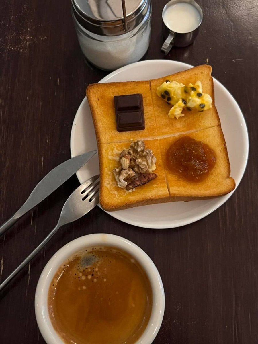 EHall44193's tweet photo. "Homemade [Dish Name] for breakfast. Nothing beats a cozy morning at home. ☕️ #homecooking #breakfast #homemade #cozy" https://t.co/KbBCRlxZqE