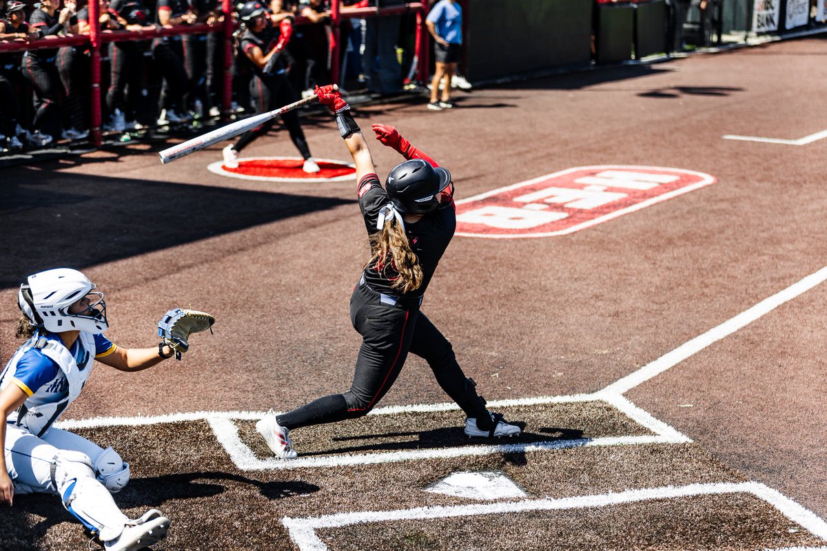 UIW Softball tweet media