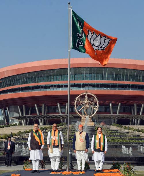 Saugat-E-Modi नहीं 

Safe from #Modi #bjp कहींये 

#Saugat_e_Modi #muslim #safe #bjp #VBAForIndia