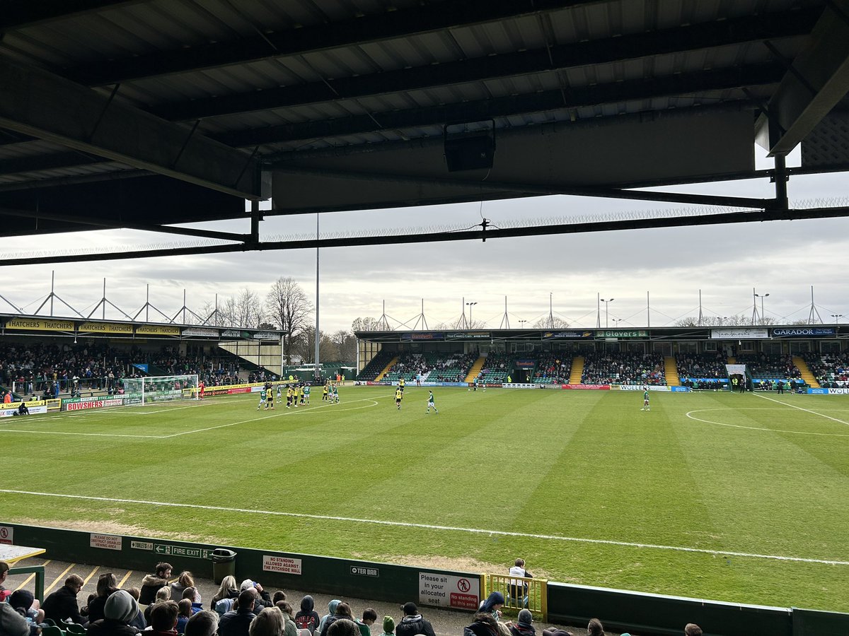 AshleyDrew2's tweet photo. Great week (on the pitch).. 
Full credit to the boys for finding a way right at the end. 

That’s us safe, happy with that. Onto Alty🧤🍺

#ytfc https://t.co/I9mTsEKHRO