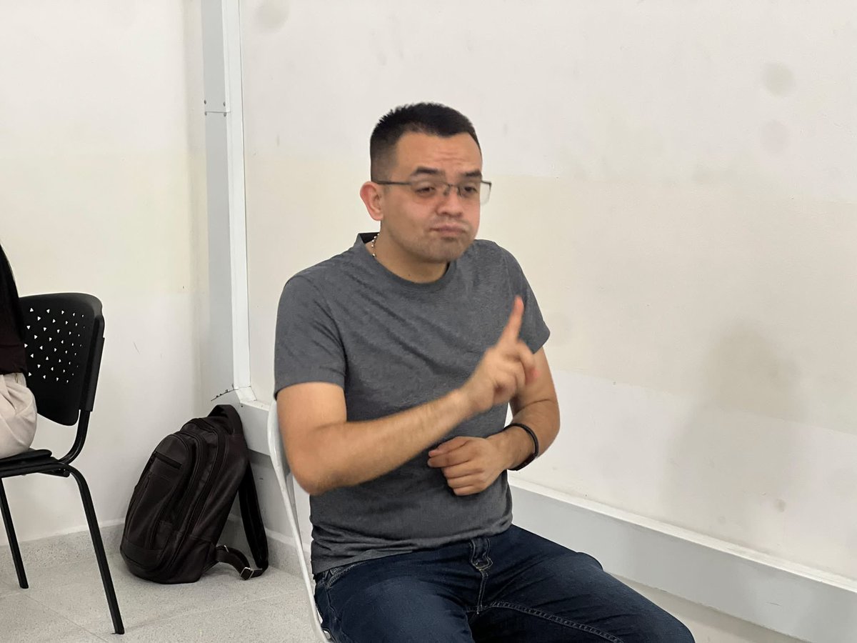 Comprometidos con la inclusión: la Personería de Bello en el Comité de Discapacidad🤝

Este espacio es fundamental para escuchar, proponer y trabajar en soluciones que construyan una ciudad más equitativa y accesible para todos. ♿💙