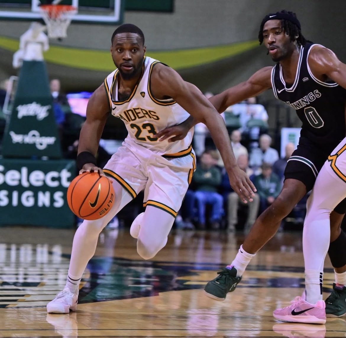 ColbyGHoops's tweet photo. Wright State wing transfer Jack Doumbia is on a visit to Richmond this weekend, a source tells @MADEscouting. Averaged 11.6PPG, 5.7RPG &amp; 1.8APG this season. https://t.co/HeykI5dLcO