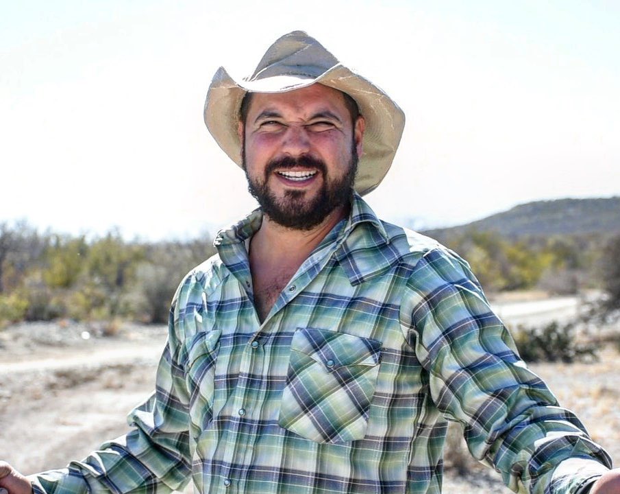 ¡Que hayyy! No están echándole??? 🤠🤙🏻
Que tengan un excelente fin de semana 🍻