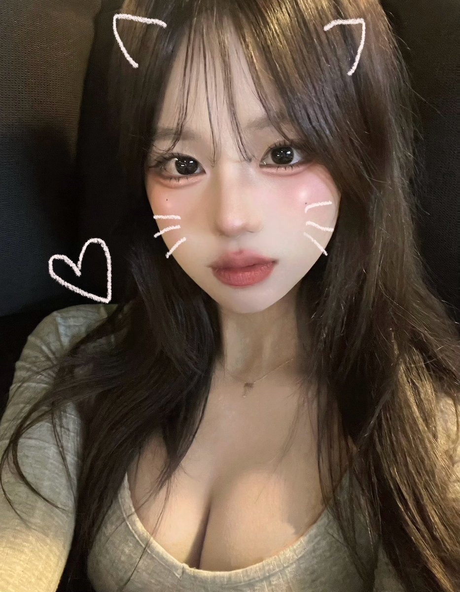 kanchxe's tweet photo. 야옹 https://t.co/Tb8b04s544