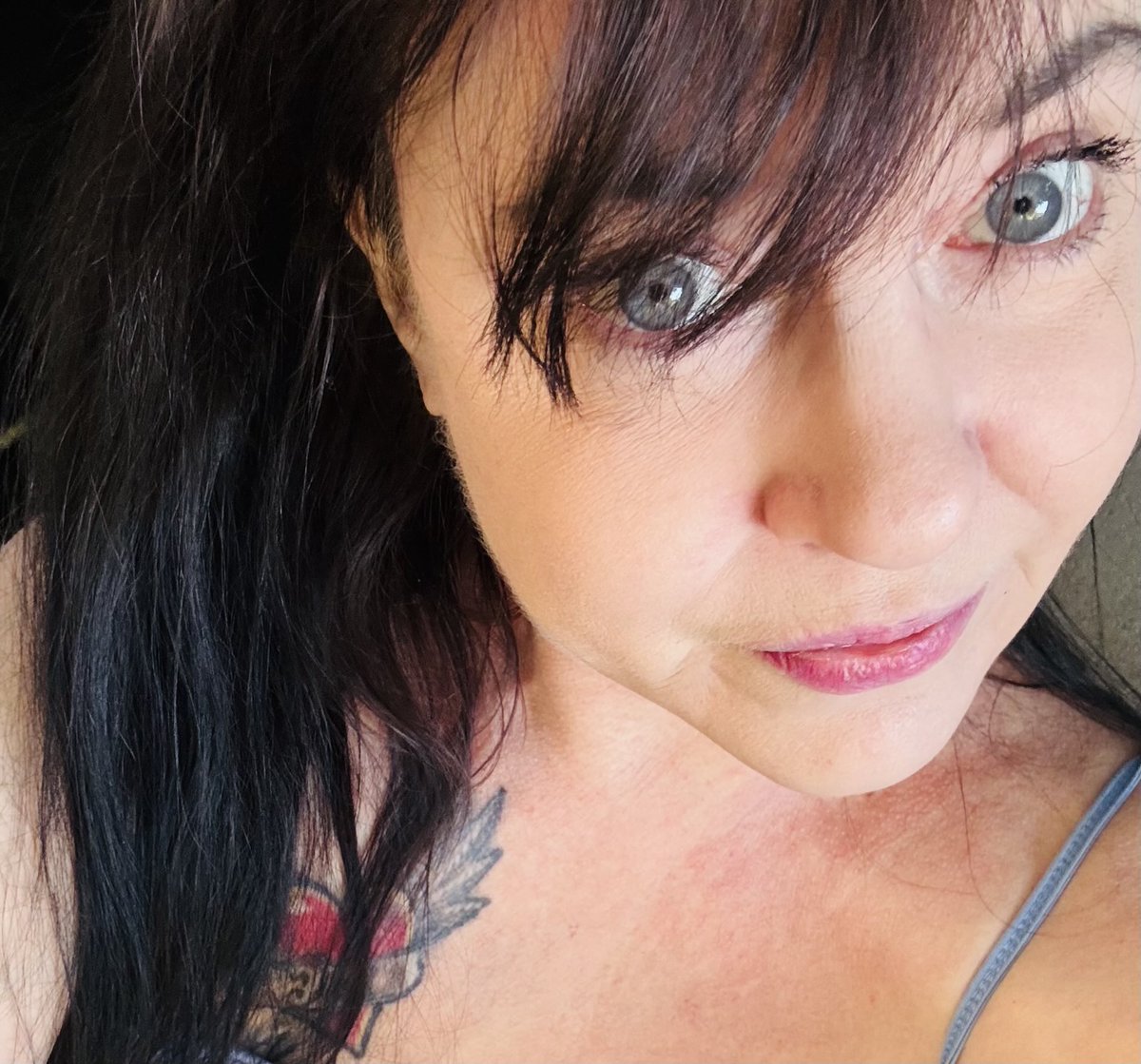 Nanny Ellie tweet media