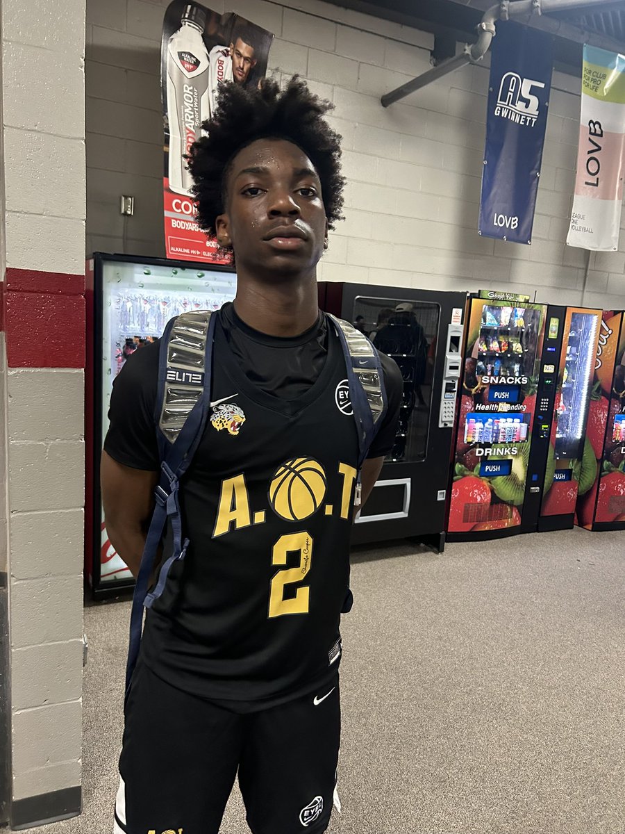 Shun Williams (@ontheradarhoops) on Twitter photo Ogo Ekweozor is an aggressive athlete that can get down hill and attack, with his athleticism and size heās able to guard multiple positions on the other end.
š:
<a href="/SHReport/">SouthernHoopsReport</a>
<a href="/_OgoEkweozor/">Ogo Ekweozor</a>
<a href="/McEachernBoysBB/">McEachern Boys Basketball</a>
<a href="/TaiYoungHoops/">Tai Young</a>
<a href="/KyleSandy355/">Kyle Sandy</a> Ogo Ekweozor is an aggressive athlete that can get down hill and attack, with his athleticism and size heās able to guard multiple positions on the other end.
š:
<a href="/SHReport/">SouthernHoopsReport</a>
<a href="/_OgoEkweozor/">Ogo Ekweozor</a>
<a href="/McEachernBoysBB/">McEachern Boys Basketball</a>
<a href="/TaiYoungHoops/">Tai Young</a>
<a href="/KyleSandy355/">Kyle Sandy</a>