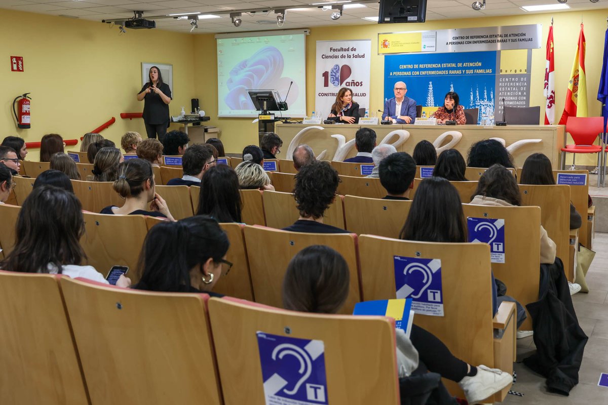 Aunque hayan pasado unos días aún seguimos digiriendo las emociones de la jornada en el CREER con la UBU en donde los testimonios de los pacientes y las ponencias de los estudiantes nos dio la oportunidad de conocer una realidad asistencial que sigue siendo necesario trabajar