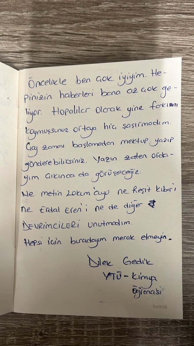 Saraçhane'deki protestolara katıldığı gerekçesiyle tutuklanan YTÜ Kimya bölümü öğrencisi Dilek, cezaevinden mesaj gönderdi:

"Ne Metin Lokumcu'yu ne Reşit Kibar'ı ne Erdal Eren'i ne diğer devrimcileri unutmadım. 

Hepsi için buradayım. Merak etmeyin."