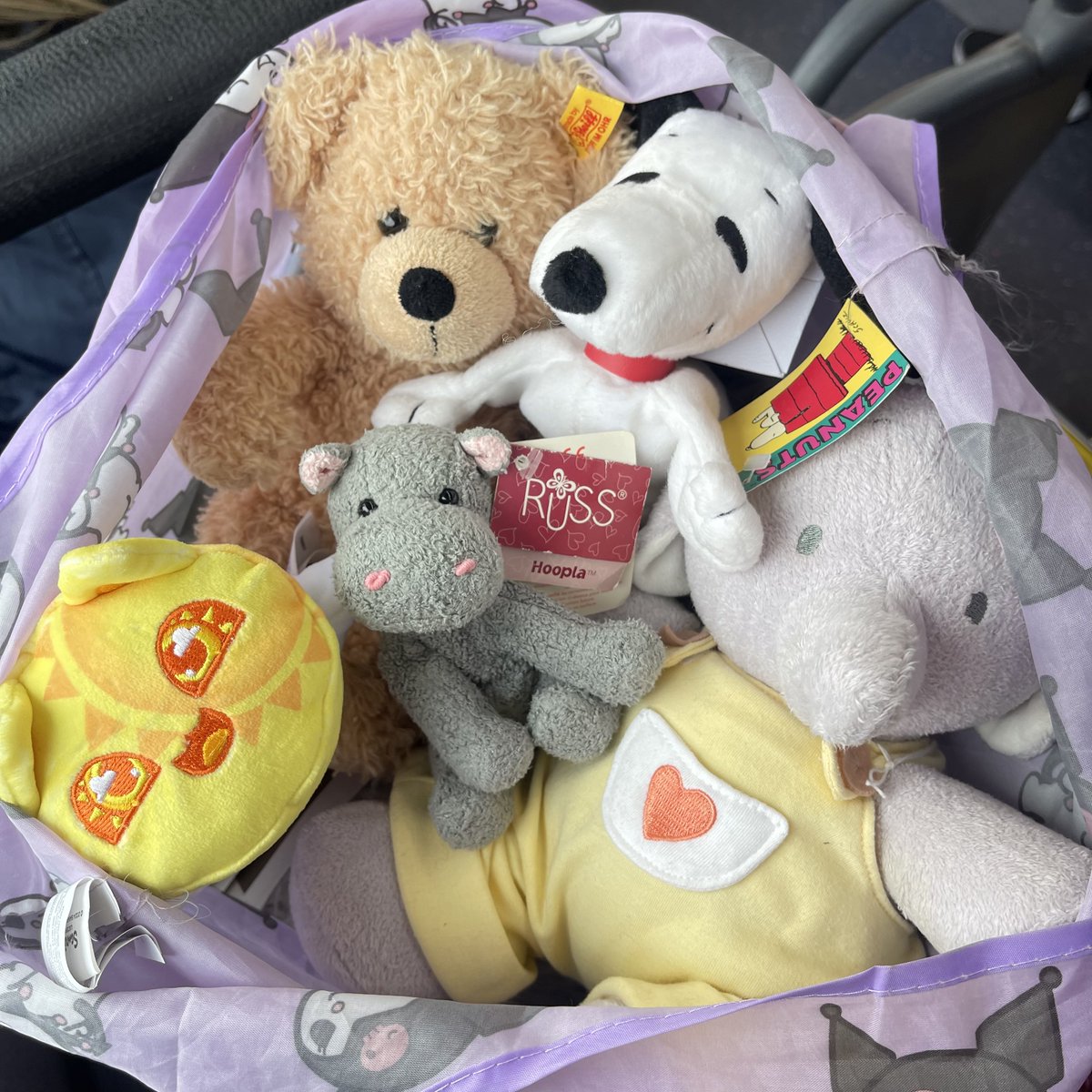 Absolutely obsessed with charity shopping and car booting for toys at the moment 🤩 on left- car boot sale bundle from today only costing me £6.50 over £100 worth of stuff, 5 Jellycats pictured and another added later! Photo on right, charity shop finds, spent £6.50 on these also