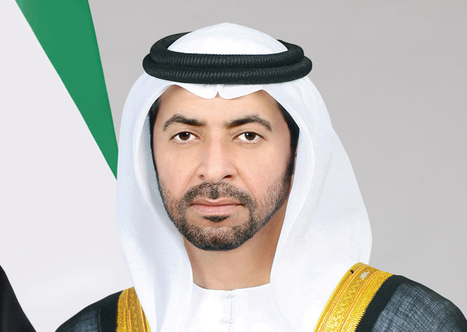 حمدان بن زايد يهنئ رئيس الدولة ونائبيه والحكام بعيد الفطر السعيد bit.ly/3XCaWHO