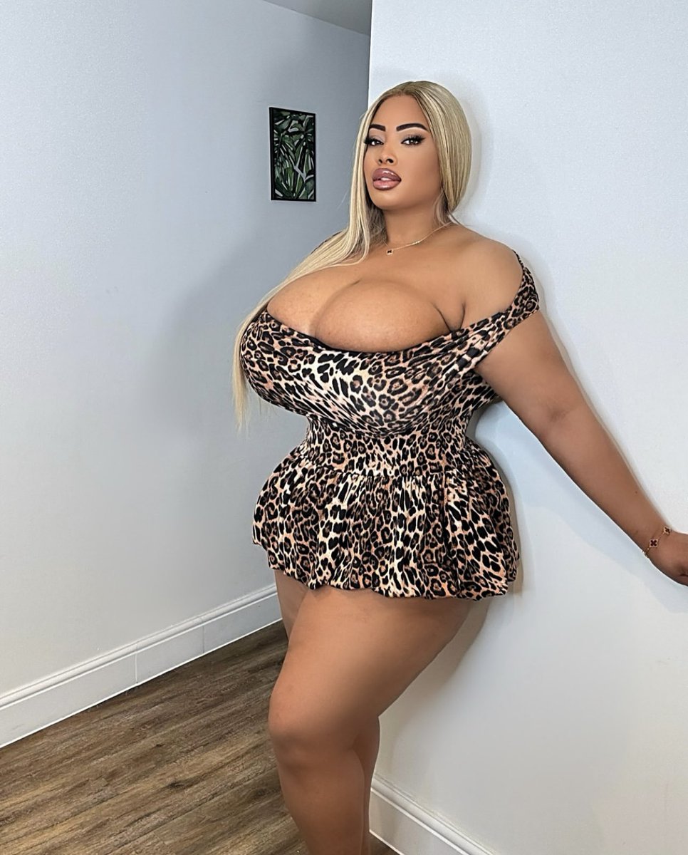 yathbeauty's tweet image. Raaaaaw