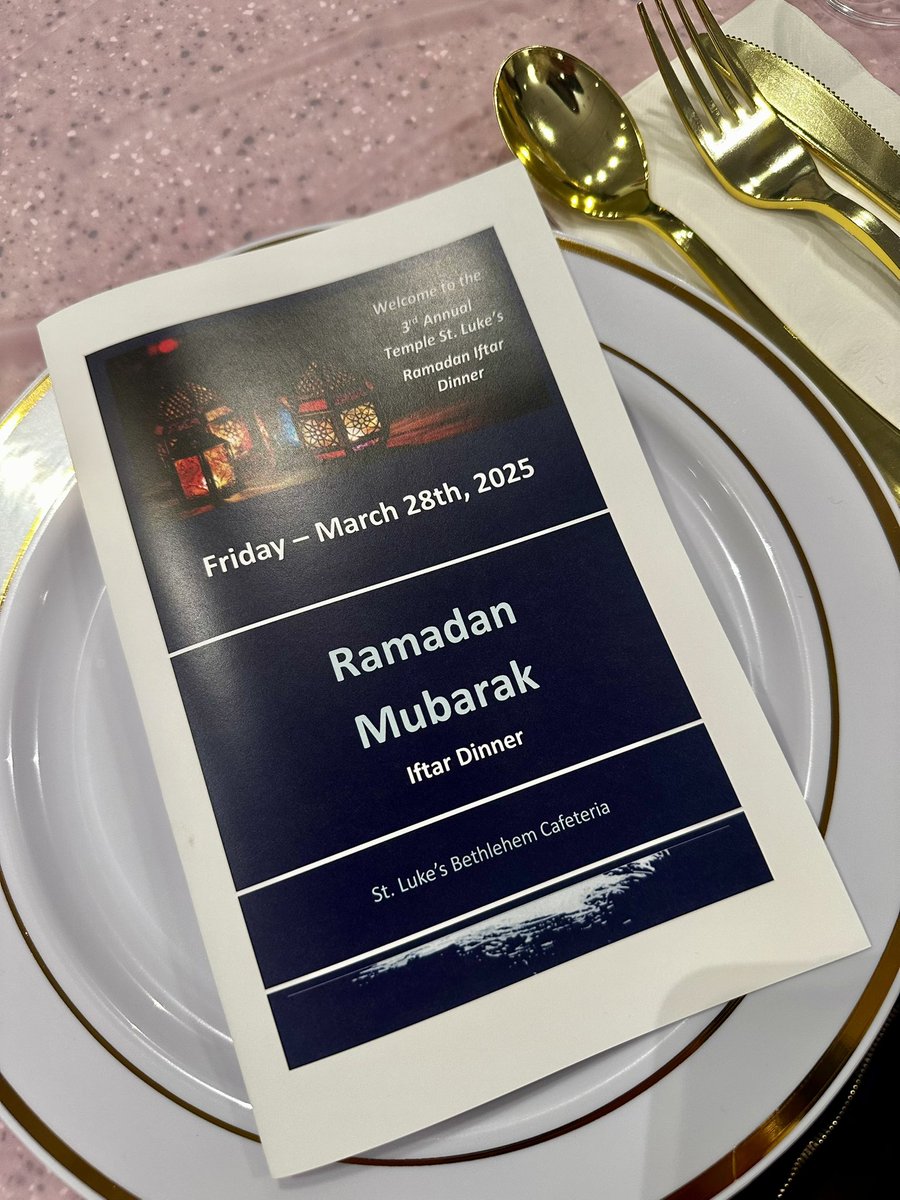 Ayah__Obeid's tweet photo. Grateful for moments like this, St. Luke’s annual Iftar with the most amazing co-residents who’ve become my second family 💙 @mystlukes #RamadanMubarak #StLukesProud #MedTwitter #Residency #ChosenFamily https://t.co/M8pHLEPy5R
