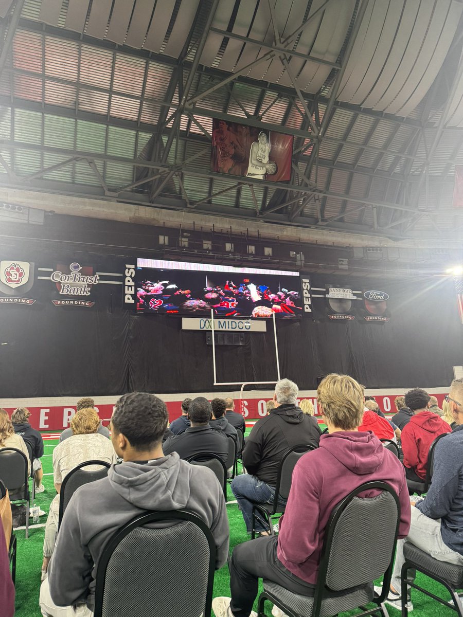 Trevon Salas (@trevon_salas5) on Twitter photo Thank you to <a href="/SDCoyotesFB/">South Dakota Football</a> for the Junior day! I was Glad to be able to see the weight room and the facilities. Thank you <a href="/coachcdantew/">Coach Warren</a> for the 1on1!
<a href="/MesaRidgeFootb1/">Mesa Ridge Football</a>
<a href="/CoPreps/">Colorado Prep Report</a>
<a href="/PrepZoneCO/">PrepzoneCO</a>
<a href="/PrepRedzoneCO/">Prep Redzone Colorado</a>
<a href="/CoachMarthaller/">Coach_Marthaller</a>
<a href="/CoachEmUp1st/">CoachEmUp1st</a>
<a href="/jcalip_02/">J_Calip02</a> Thank you to <a href="/SDCoyotesFB/">South Dakota Football</a> for the Junior day! I was Glad to be able to see the weight room and the facilities. Thank you <a href="/coachcdantew/">Coach Warren</a> for the 1on1!
<a href="/MesaRidgeFootb1/">Mesa Ridge Football</a>
<a href="/CoPreps/">Colorado Prep Report</a>
<a href="/PrepZoneCO/">PrepzoneCO</a>
<a href="/PrepRedzoneCO/">Prep Redzone Colorado</a>
<a href="/CoachMarthaller/">Coach_Marthaller</a>
<a href="/CoachEmUp1st/">CoachEmUp1st</a>
<a href="/jcalip_02/">J_Calip02</a>