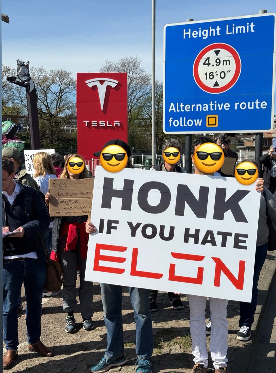 Anonymous tweet media