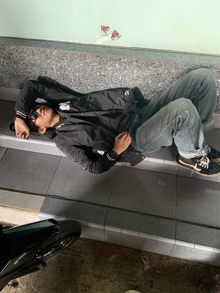 rens_ch's tweet photo. 'Jangan takut memulai kembali, kali ini bukan memulai dari awal tapi memulainya dari pengalaman' https://t.co/SQs2j7EeTG