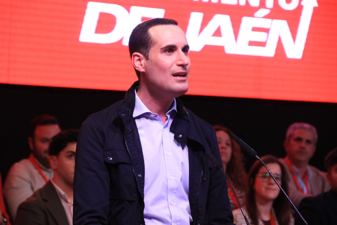 PSOEJAEN's tweet image. 🔴📸 CLAUSURA DEL CONGRESO

👉🏻 Juan Latorre: “El mejor PSOE de Jaén se pone en marcha desde ya. Vamos a escribir algunas de las mejores páginas de nuestra historia”

#ElMomento de Jaén