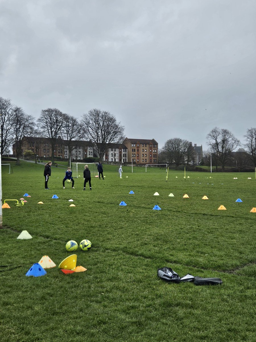 ForgeFootballAc's tweet photo. Some action shots from our last couple of Sunday sessions 📸⚽️ https://t.co/S4n9VexsJO