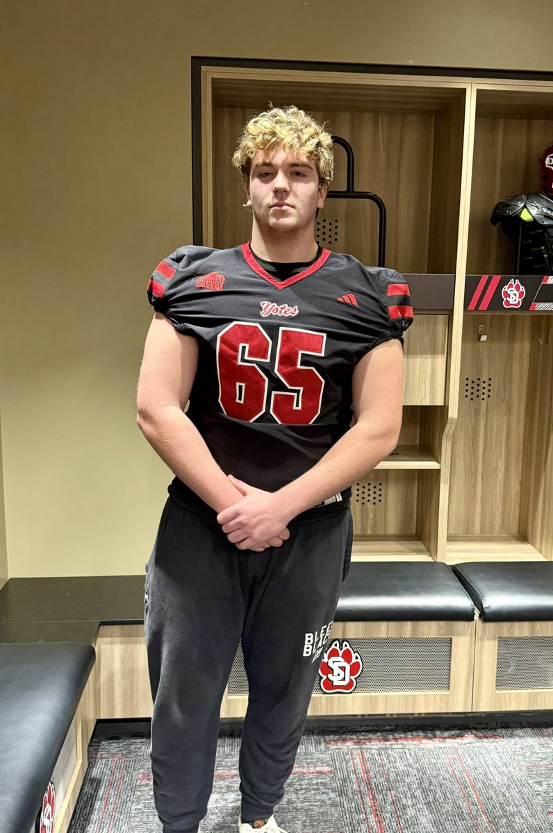 Nathan Makinen (@nathan_makinen) on Twitter photo Had a great time at <a href="/SDCoyotesFB/">South Dakota Football</a> today! Appreciate your time today <a href="/CoachNelsonUSD/">Nathan Nelson</a> <a href="/CoachTJohansen/">Travis Johansen</a> <a href="/Coach_TMorrison/">Tim Morrison</a> Had a great time at <a href="/SDCoyotesFB/">South Dakota Football</a> today! Appreciate your time today <a href="/CoachNelsonUSD/">Nathan Nelson</a> <a href="/CoachTJohansen/">Travis Johansen</a> <a href="/Coach_TMorrison/">Tim Morrison</a>