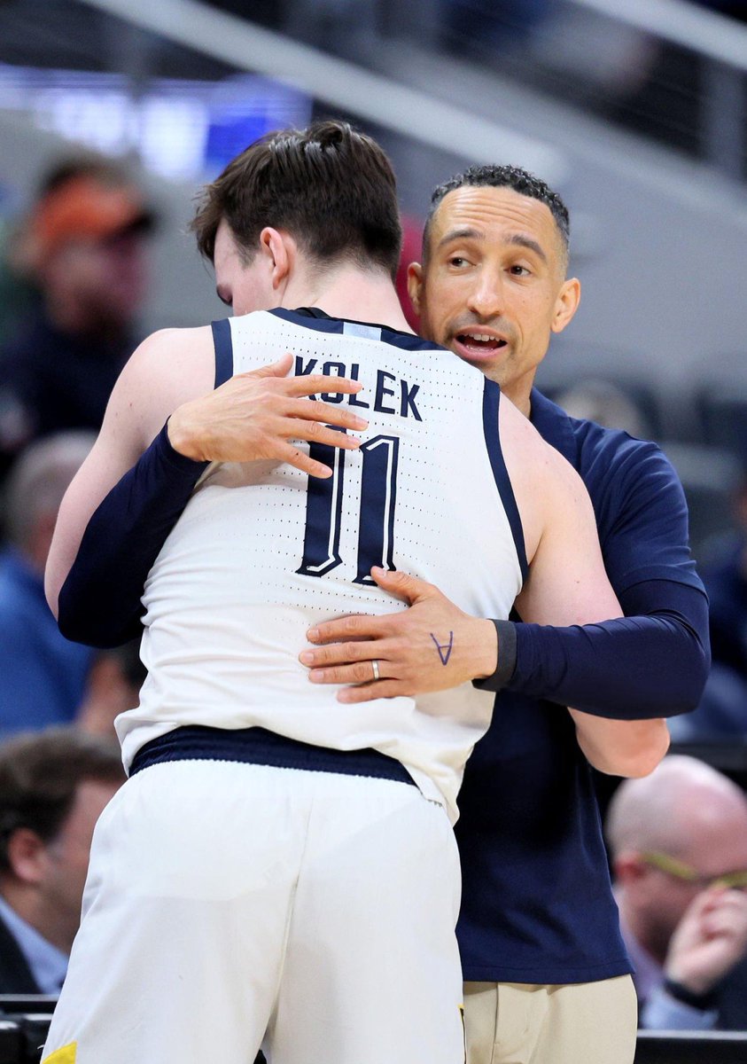 TylerKolekMuse's tweet image. Marquette head coach Shaka Smart on Tyler Kolek:
"He's the hardest worker I've ever coached…The thing about Tyler is he's ultimate competitor…He's not scared" 💪🏻