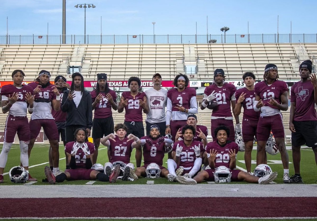 TurfSportsCC's tweet photo. Solid spring game for WT, and Luke Johnson red shirt freshman with his stock on the rise!! COLLEGE ATHLETICS ⚡️#turftrained @VMAthletics @WTAMUFootball https://t.co/baTFhhKY4P