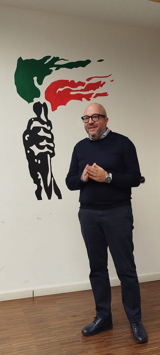 Con i ragazzi di Gioventù nazionale e Azione studentesca in occasione del terzo anniversario dell’apertura della sede della giovane destra viterbese. Con nel cuore il ricordo di Antonella, questa è una storia è una comunità che non finirà mai #herakleios25