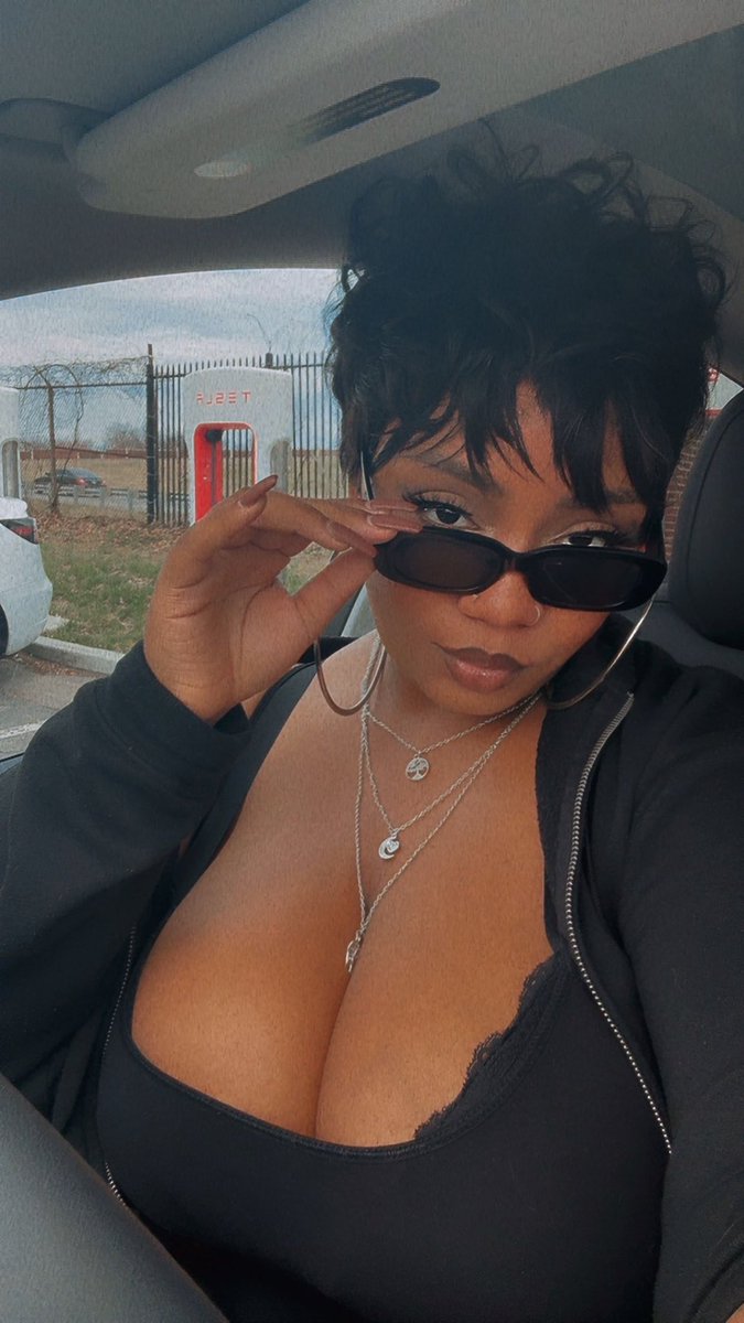SHAYMIROQUAI's tweet photo. been playing Total all day 🤣🖤 https://t.co/9BPi80wqb0