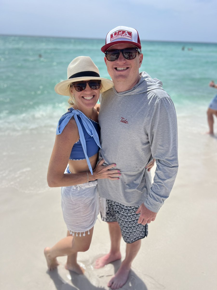 awmckinney's tweet photo. Spring Break 2025 will be tough to beat! ☀️ 32 people in one house, so many laughs, only one noise complaint, an epic glow in dark dance party, hibachi night, and the best memories made!! https://t.co/o7ZzzIRpZe