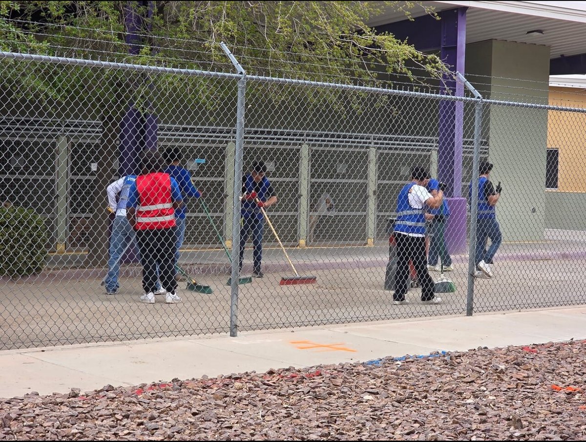 Noe Robles (@coach_noerobles) on Twitter photo <a href="/BlazerFBprogram/">Trail Blazer Football</a> had a great time volunteering with the <a href="/humanesocietyep/">Humane Society of El Paso</a> this morning. Thank you to all the parents, coaches and players that made this possible. <a href="/Americas_HS/">Nancy Torres</a> <a href="/jWood_AHS/">Joi Woodard</a> <a href="/BlazerFBprogram/">Trail Blazer Football</a> had a great time volunteering with the <a href="/humanesocietyep/">Humane Society of El Paso</a> this morning. Thank you to all the parents, coaches and players that made this possible. <a href="/Americas_HS/">Nancy Torres</a> <a href="/jWood_AHS/">Joi Woodard</a> 