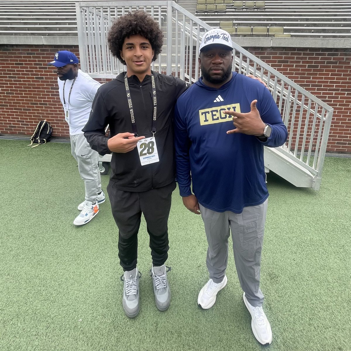 Great day on the flats 🐝<a href="/GeorgiaTechFB/">Georgia Tech Football</a> <a href="/CoachBrock50/">Nathan Brock</a> <a href="/CoachAlexMathis/">Coach Alex Mathis</a> <a href="/CodyCollinsGT/">Cody Collins</a> <a href="/JalanSowell/">JALAN SOWELL (J1)</a> <a href="/ONEWAYINC1/">ONEWAY INCORPORATED</a> <a href="/gchapatl/">Garrett Chapman</a> <a href="/AFarrersports/">Alex Farrer</a> <a href="/RecruitGeorgia/">Recruit Georgia</a>