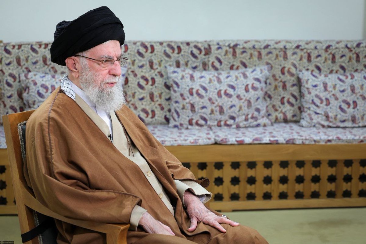 farhad/فرهاد☫ tweet media