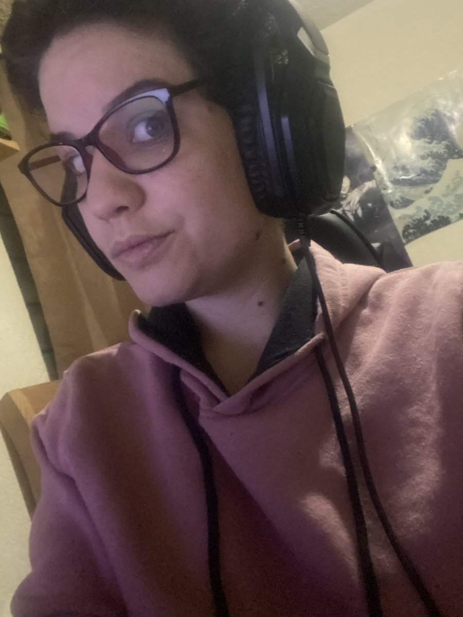 Ya vamos a empezar con el Circuito de Leyendas en la <a href="/Anomaly_Arena/">Anomaly Esports Arena #LeyendasXZEAL👾</a> y acompañada de dos casters increíbles! <a href="/adruu_502/">Adruu 🔥🇬🇹</a> y <a href="/LaprasEl/">STR JuanD Lapras🎙️🐸🦋🐧</a> :3