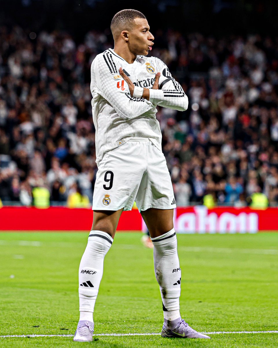 Mbappé chegou aos 33 golos na época de estreia pelo Real Madrid, igualando o registo de Cristiano Ronaldo 🌟
