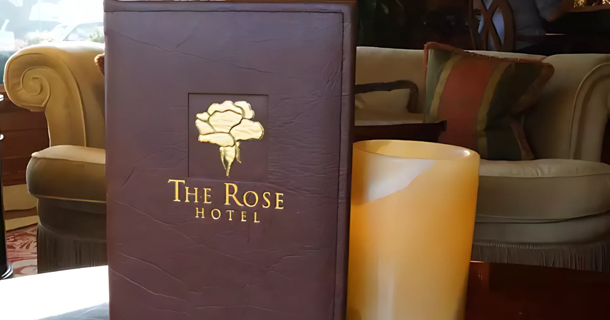 At The Rose Hotel, we pay attention to every detail to make your stay extraordinary. 🌹✨

From our elegant decor to personalized service, we’re here to make you feel at home.

#TheRoseHotel #LuxuryExperience #HotelLove