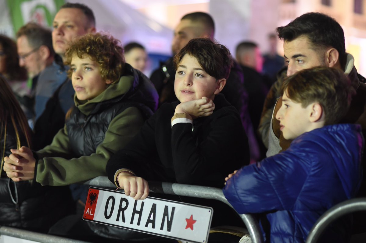 dpshtrr's tweet photo. 🏎️ Every contestant brought their A-game, delivering special performances that kept us on the edge of our seats. Huge shoutout to all the racers for their passion and energy! 🙌
#AutomotiveFairAlbania #MEKI #MIE #TiranaGrandPrix #RaceSpirit #Unstoppable #SpecialPerformance https://t.co/2MaVexnqfn