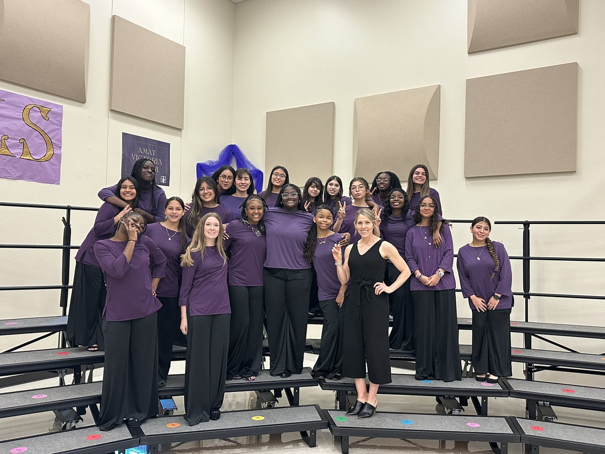 CTChorale's tweet image. Thank you to our amazing clinicians today Marla Rengal and Tara Sikon for working with some of our UIL choirs in prep for next weeks contest. We feel that much more ready because of your expertise! #CTChorale #UIL2025 #LivePurpleSingGold #LivingTheLegacy