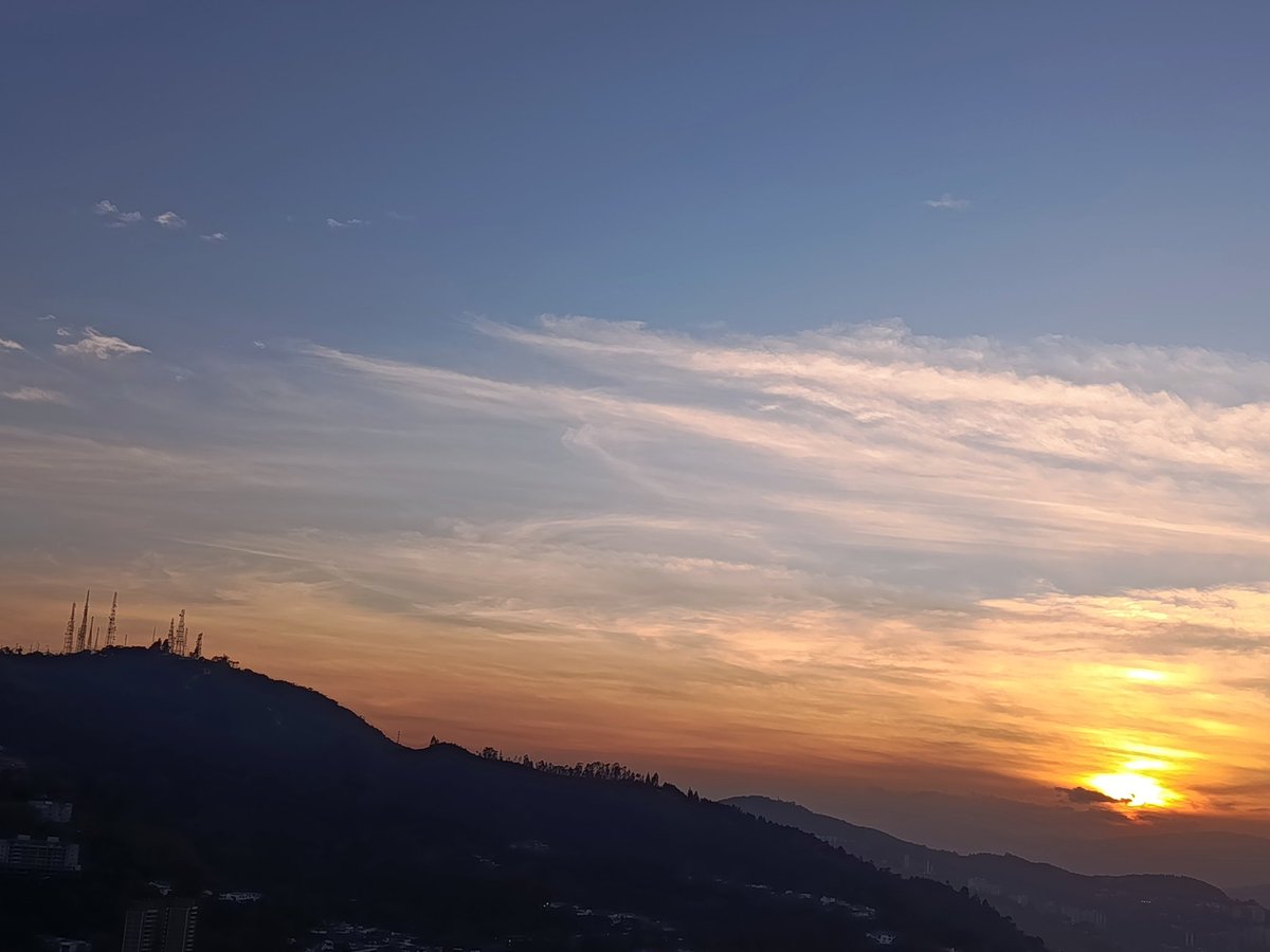 Así cae la tarde en #ElHatillo