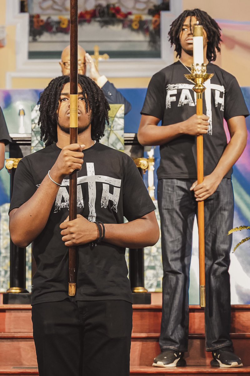 Bishop_Hilliard's tweet photo. Miraculously, Ben, and Nate survived the tragedy that took their beloved brothers Aaron, and Josh. Thank The Lord they are here. Be sure to respond to the Go Fund Me Page, and The Davis Memorial Scholarship Fund (via Cathedral International) in lieu of flowers. https://t.co/vutdZcXArd