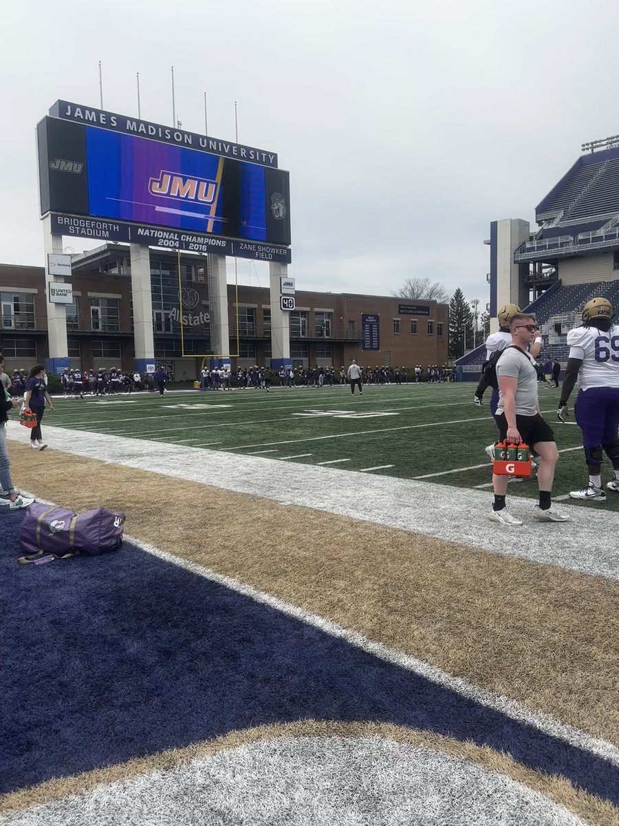 Cade Ellis 2026 (@cadeellis_) on Twitter photo Had a great day <a href="/JMUFootball/">JMU Football</a>! #GoDukes #JMU
<a href="/aniaellis_/">Ania Ellis</a> <a href="/CoachhBarnes/">๐๐ฎ๐ก๐ ๐ฝ๐๐ง๐ฃ๐๐จ</a> <a href="/Coach_DiMike/">Anthony DiMichele</a> <a href="/Land0nEllis/">Landon Ellis</a> Had a great day <a href="/JMUFootball/">JMU Football</a>! #GoDukes #JMU
<a href="/aniaellis_/">Ania Ellis</a> <a href="/CoachhBarnes/">๐๐ฎ๐ก๐ ๐ฝ๐๐ง๐ฃ๐๐จ</a> <a href="/Coach_DiMike/">Anthony DiMichele</a> <a href="/Land0nEllis/">Landon Ellis</a>