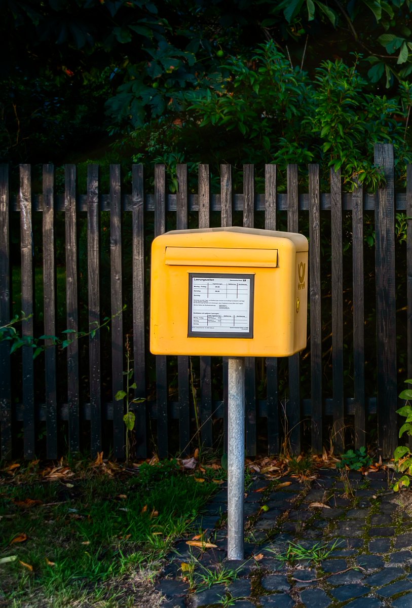 Од кога немате пуштено писмо во поштенско сандаче? И зошто не функционират во Македонија? Имат некој одговор? #Македонија #Пошта #Влада #Скопје #Охрид #Битола #Тетово #Куманово #Гостивар #Гевгелија #МакедонскиПошти #УПМ