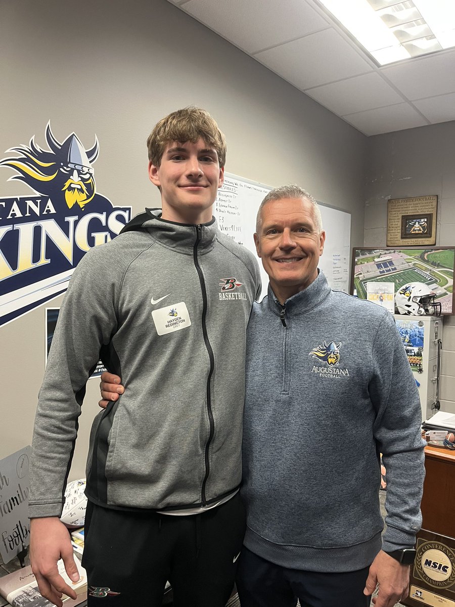 After an amazing visit and conversation with <a href="/CoachOJ_/">Jerry Olszewski</a> I’m blessed to receive my first offer from Augustana University! <a href="/AugieFB/">Augustana Football</a> <a href="/CoachSipple/">Mark Sipple</a> <a href="/MJ_NFLDraft/">Mark Johnson</a> <a href="/PrepRedzoneWI/">Prep Redzone Wisconsin</a> <a href="/OJW_Scouting/">PrepRedzone Oliver</a> <a href="/NWahlScouting/">Nate Wahl</a> ￼