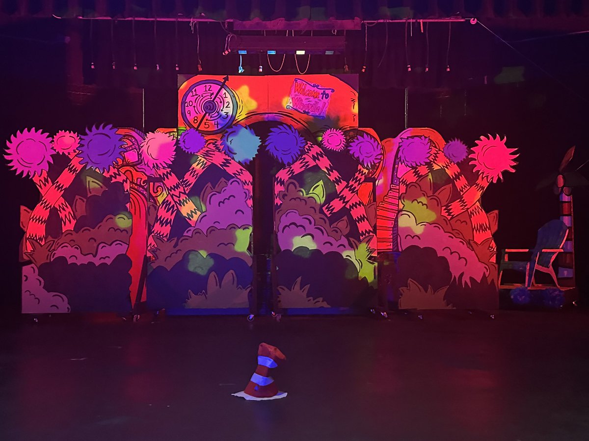 The stage is set! The cast is READY! It’s Seussical Jr. the Musical Night at CSMS!!!