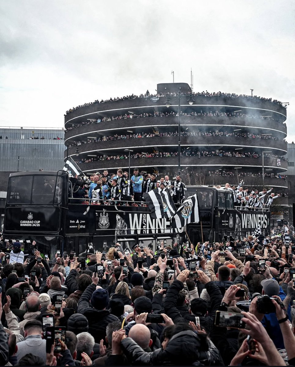 Scenes 🖤🤍