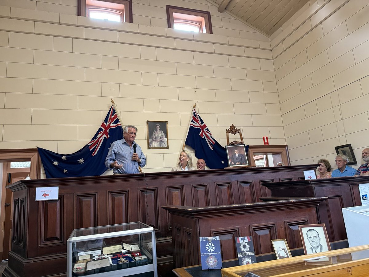 heatherewart1's tweet photo. Chair of #MoAD ⁦@barriecassidy⁩ with Nationals Senate leader Bridget McKenzie marking 125 yrs since the birth of former PM Black Jack McKewan in Barrie’s home town of #Chiltern https://t.co/EPaWDr3hkq