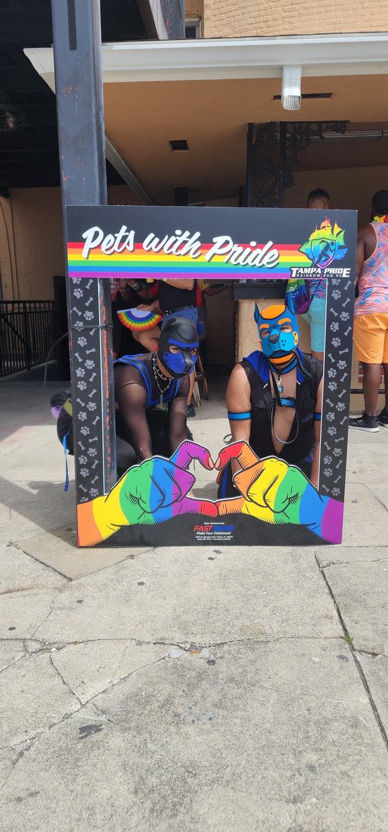 Kori_Cryobite's tweet photo. Pupping out at #TampaPride @TampaPride with my friends. Hope to see all of you dancing your tails off.
#pupplay #pupcommunity https://t.co/aezBojPVs4