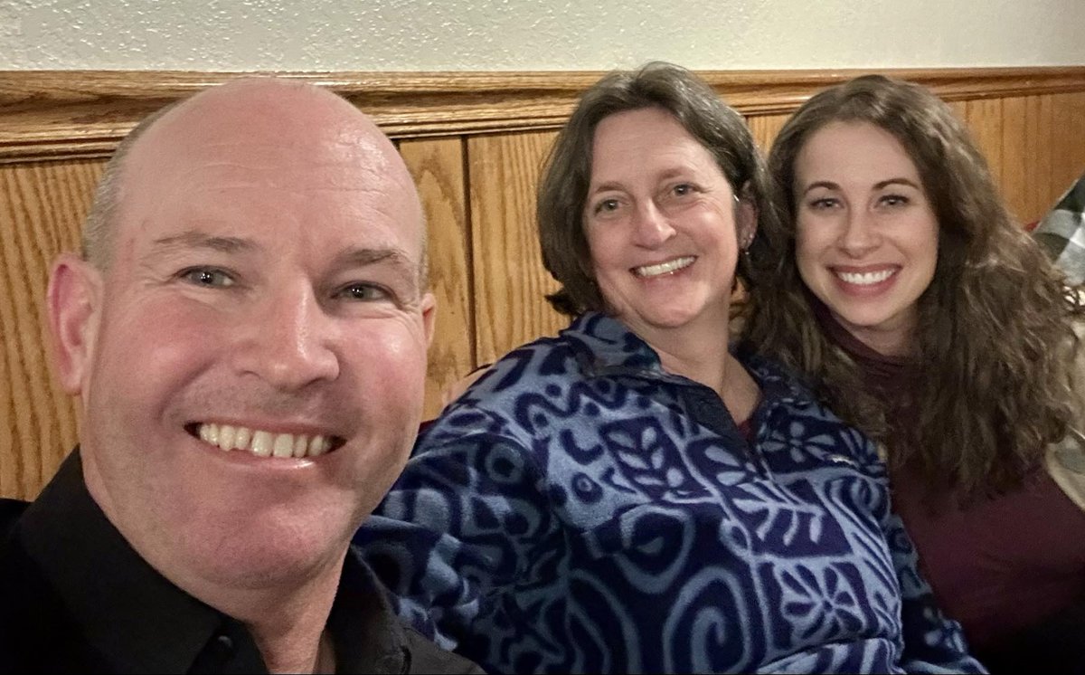 MirandaHoover12's tweet image. 8 days, countless memories! From working in Elko to exciting project meetings, breathtaking sunrises, and moments with friends in historic places -- every day brought something new. Grateful for the journey, the people, and the places along the way. #workandwander