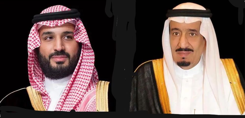 أتشرف بأن أرفع أسمى آيات التهاني والتبريكات إلى مقام مولاي خادم الحرمين الشريفين الملك سلمان بن عبدالعزيز آل سعود القائد الأعلى لكافة القوات العسكرية، وسيدي صاحب السمو الملكي الأمير محمد بن سلمان بن عبدالعزيز آل سعود ولي العهد رئيس مجلس الوزراء، وصاحب السمو وزير الدفاع وسمو نائبه