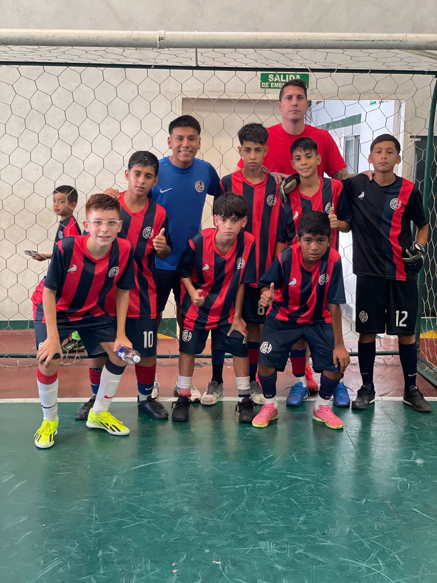 ESCUELA FUTBOL CASLA tweet media